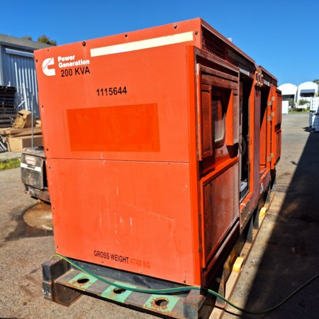 GENERATORS FOR SALE SECTION. 200KVA CUMMINS, 14000HRS, $8750.00